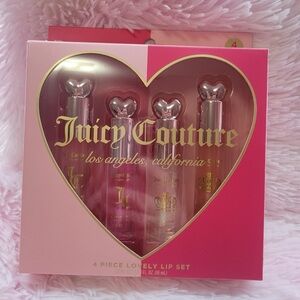 NIB Juicy Couture (4) Piece Lip Oil Set
